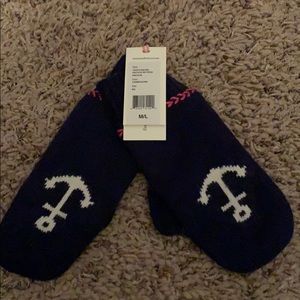 NWT Vineyard Vines anchor mittens